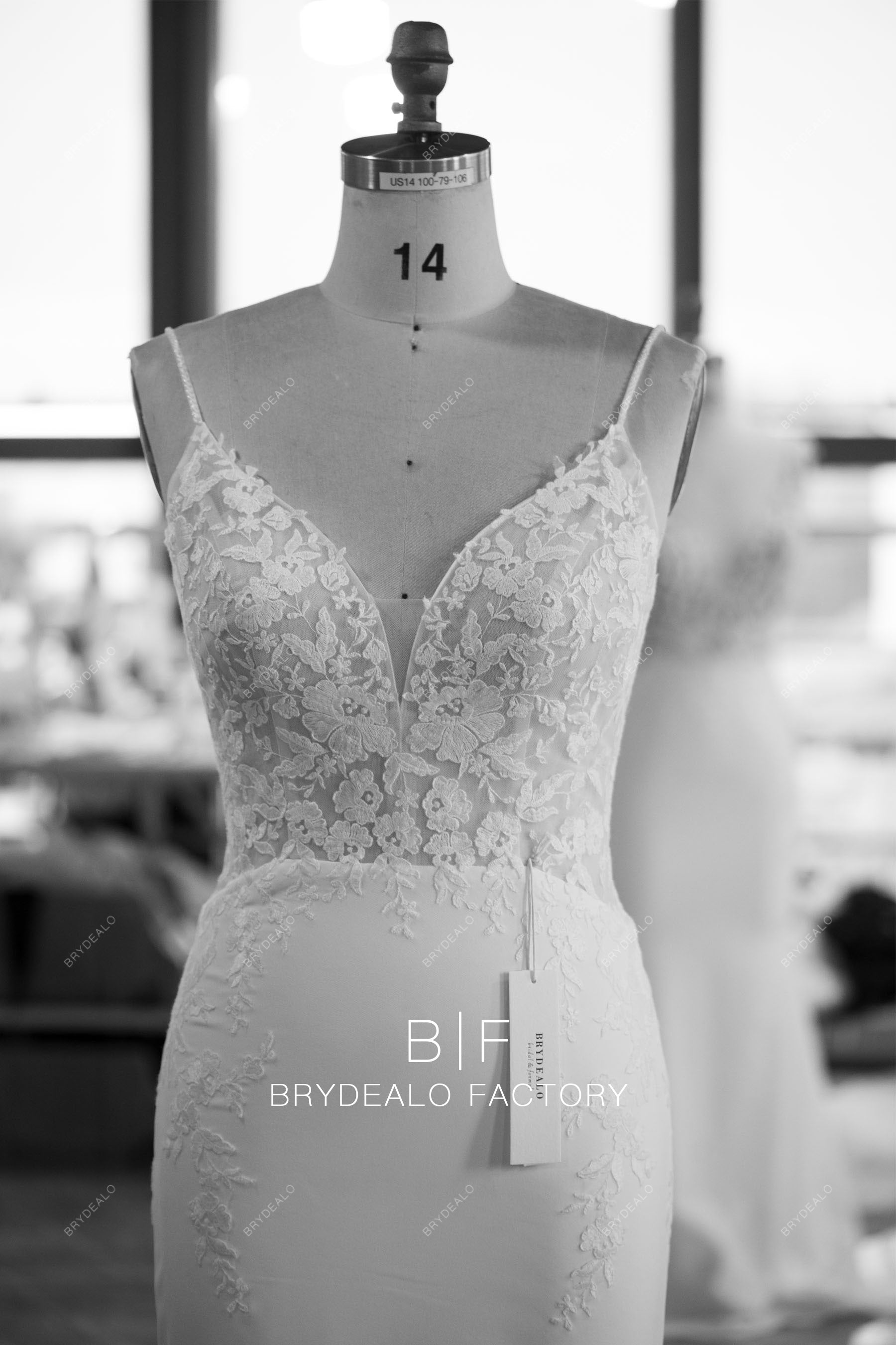 wholesale beaded straps v-neck lace wedding dress