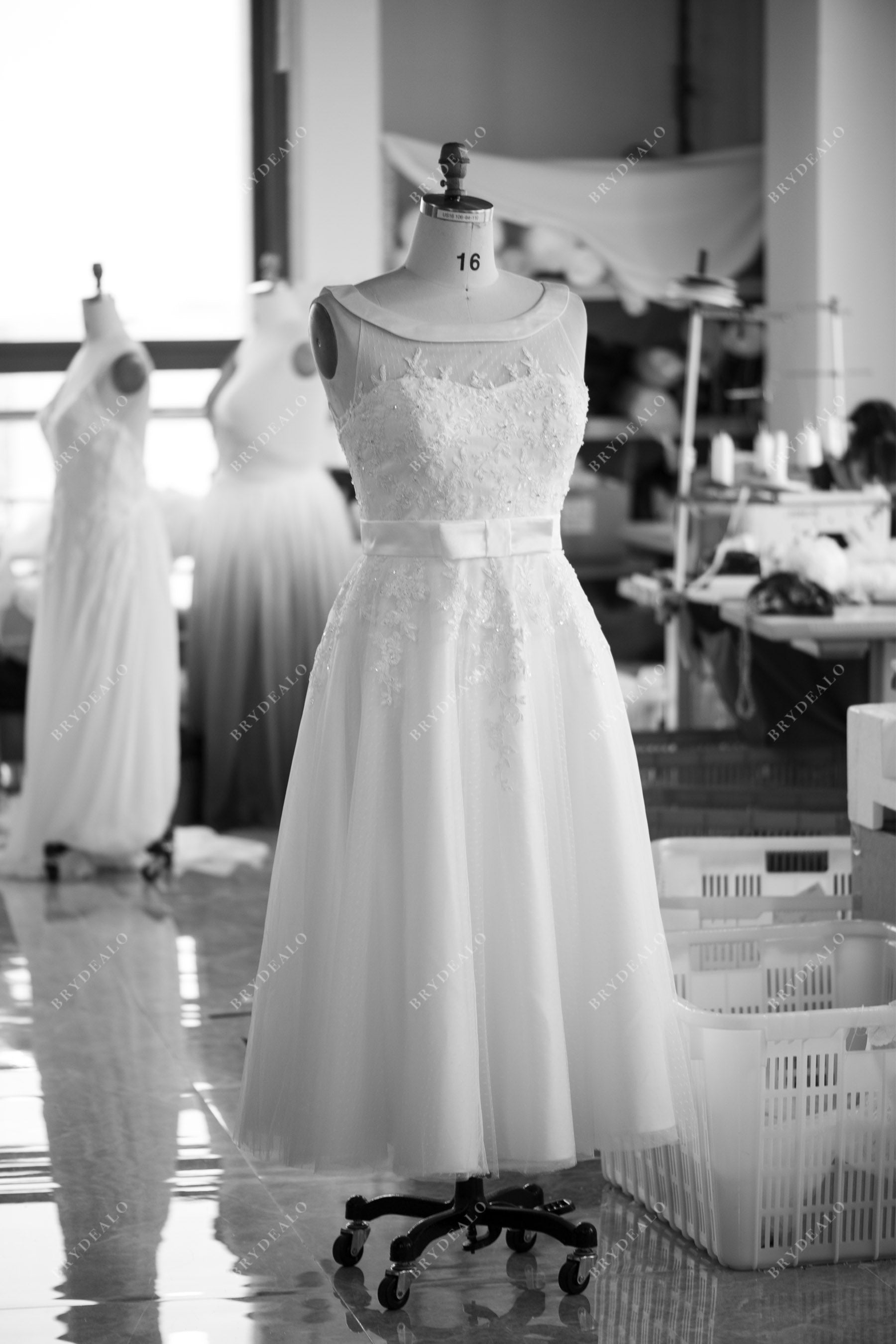 wholesale boat neck lace tea length wedding dress