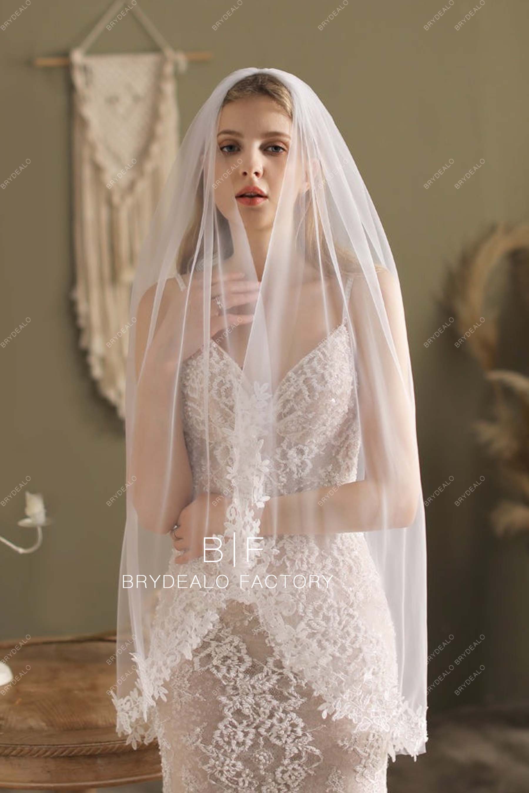 Fingertip Length Lace Edge Wedding Veil