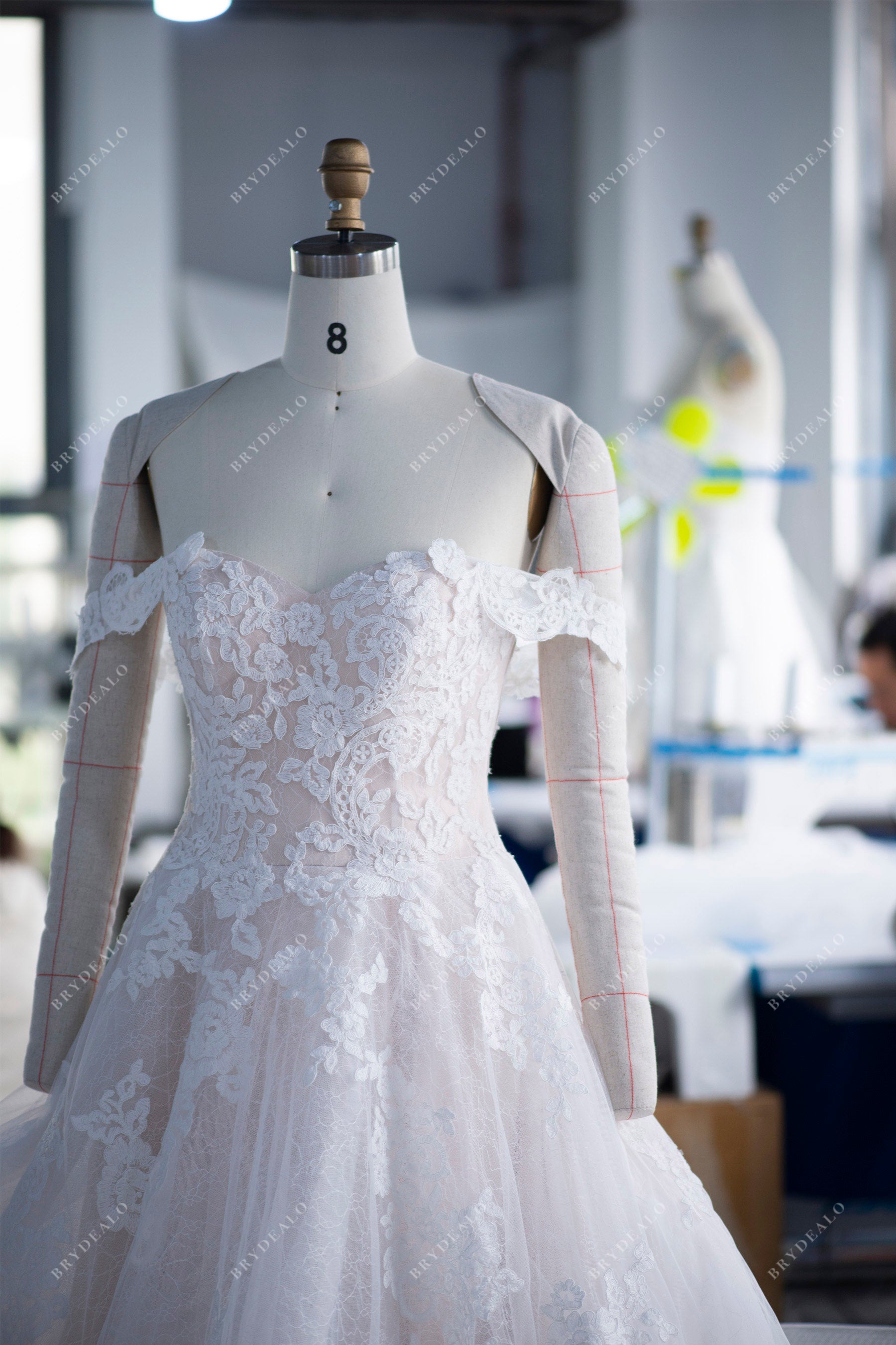 wholesale flower lace off shoulder puffy wedding dress