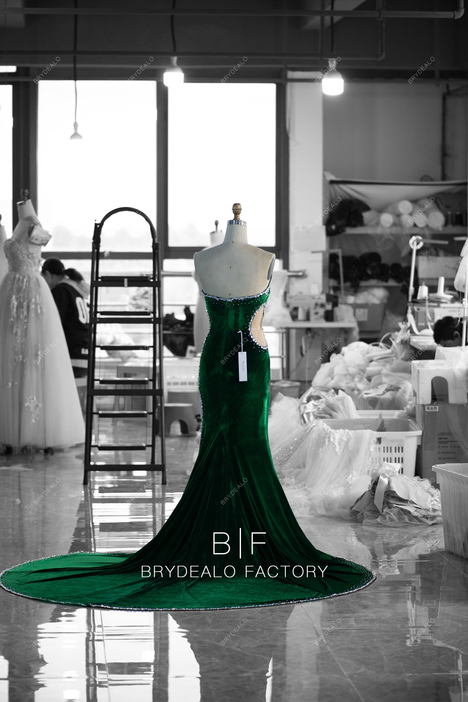 wholesale long rhinestone emerald velvet prom dress
