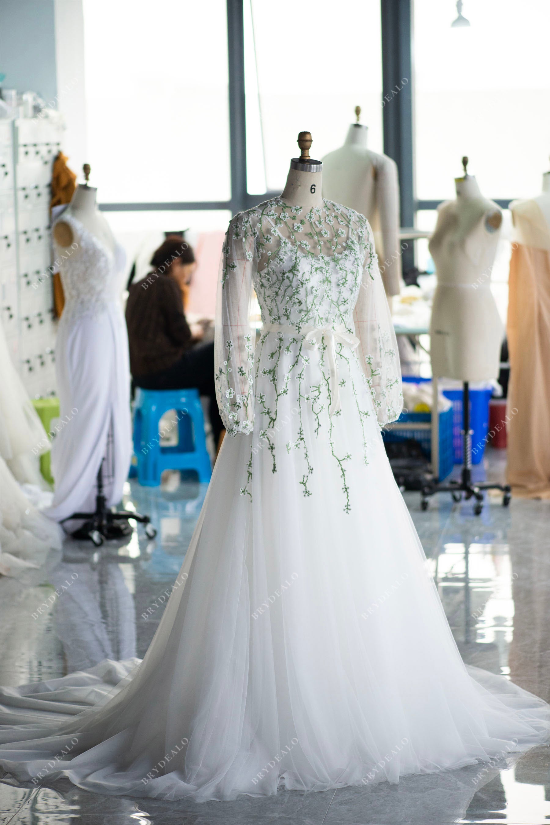 wholesale rustic flower tulle wedding dress