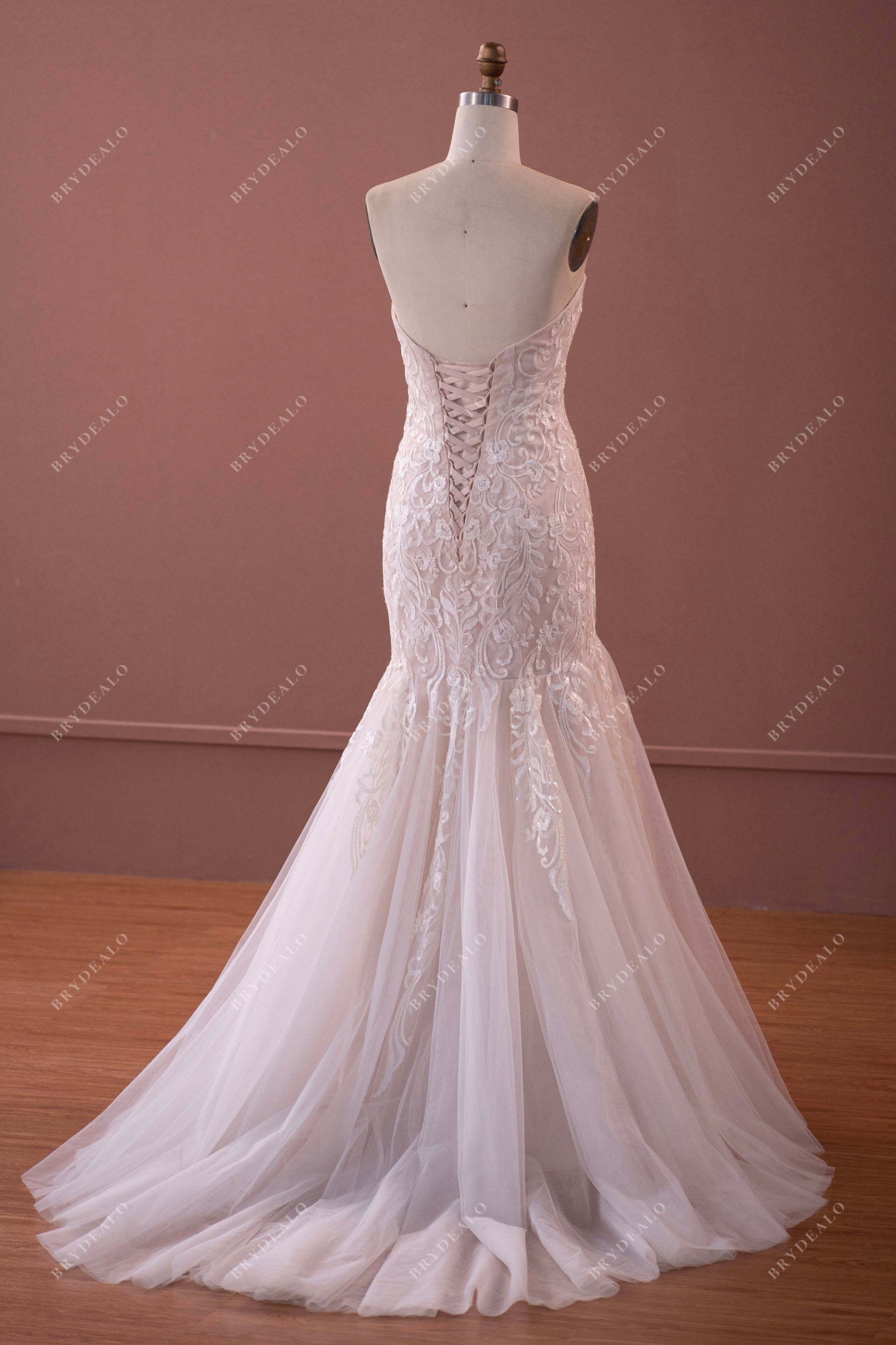 wholesale strapless mermaid wedding dress sample with lace up back